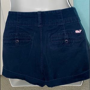 Vineyard vans navy blue shorts
